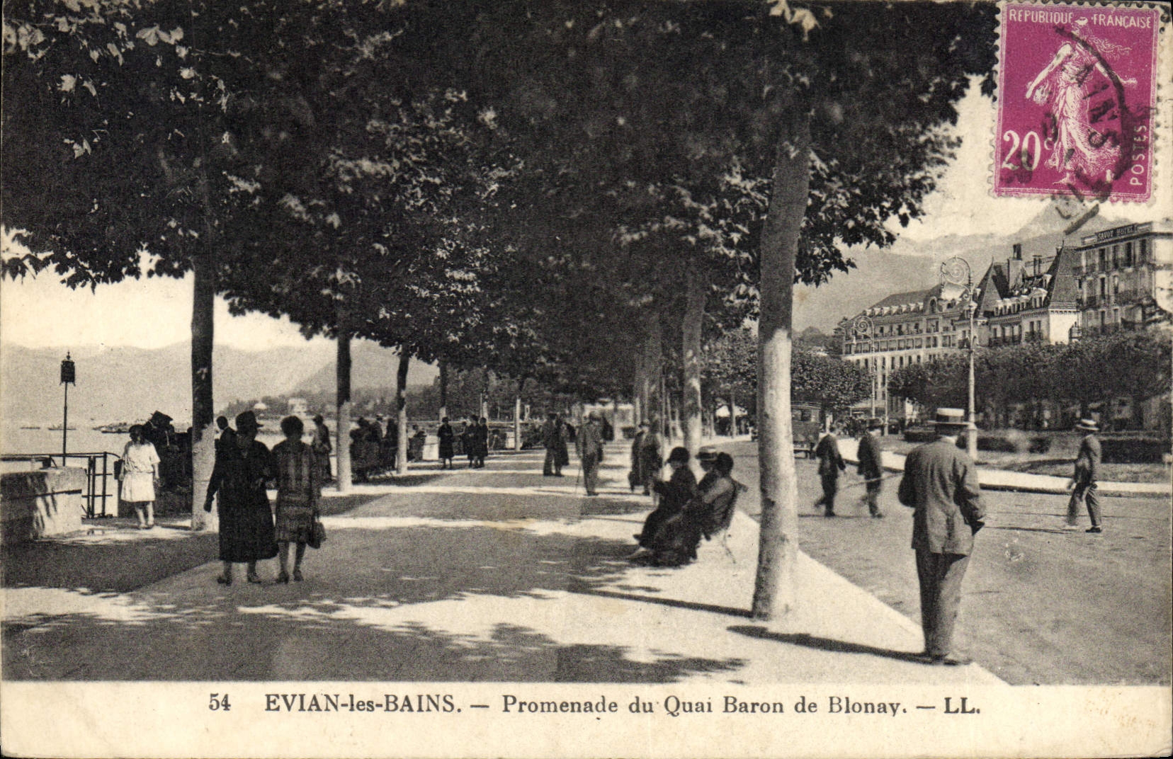 EVIAN-les-BAINS — Promenade du Quai Baron de Blonay — LL.