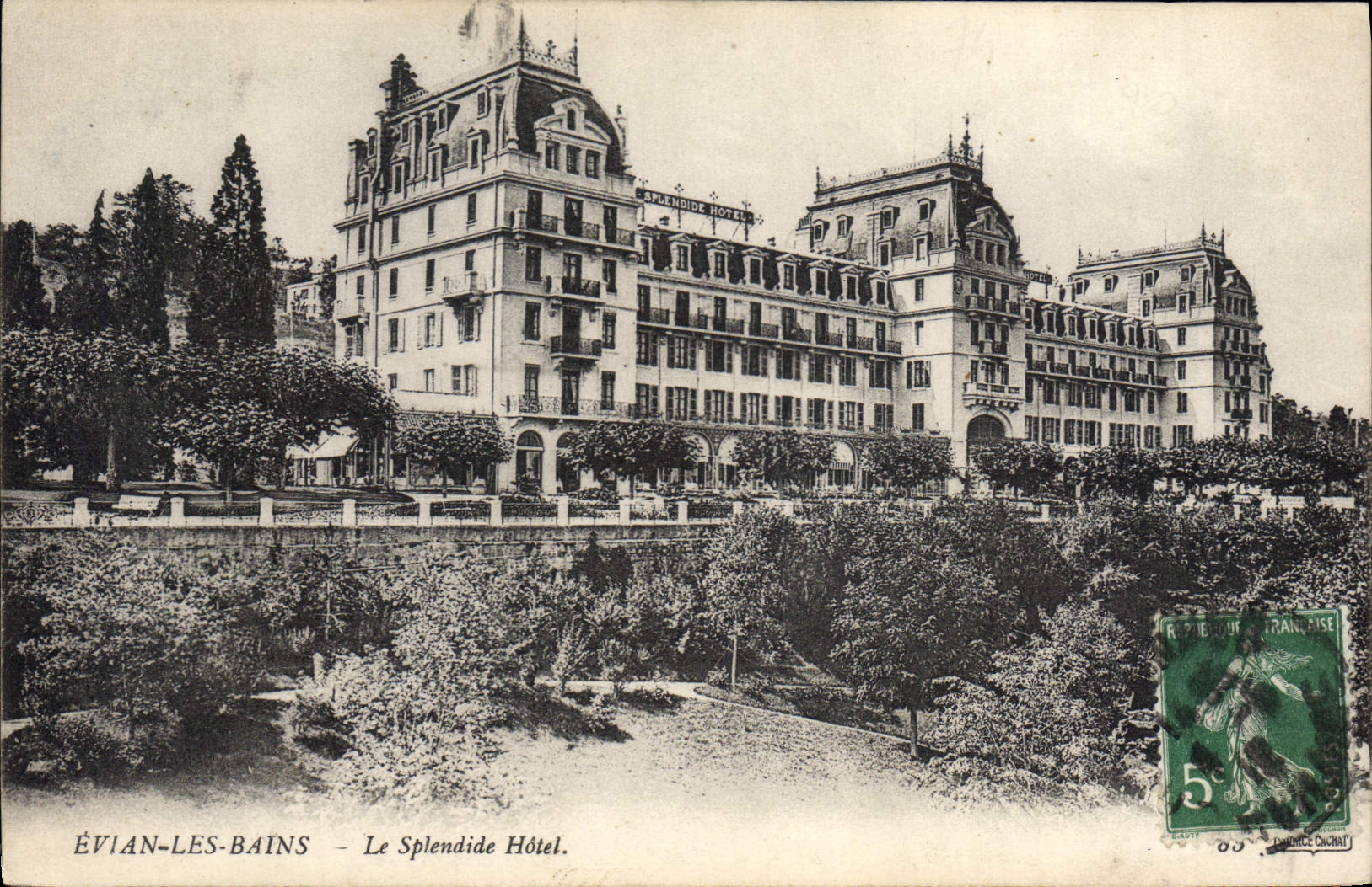 ÉVIAN-LES-BAINS — Le Splendide Hôtel — Éditeur Cachet