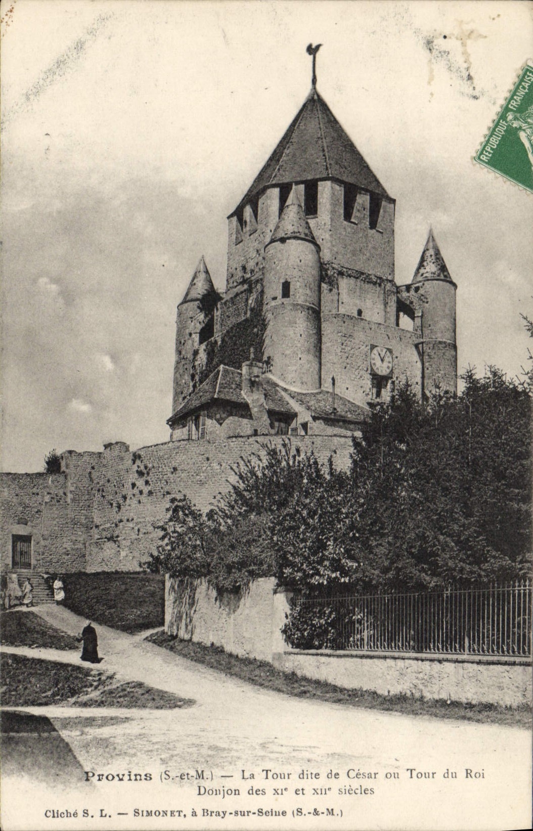 Provins (S.-et-M.) — La Tour dite de César ou Tour du Roi — Donjon des xi° et xii° siècles — Cliché S. L. — SIMONET, à Bray-sur-Seine (S.-&-M.)