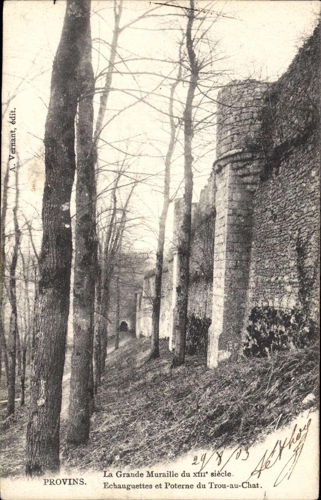 La Grande Muraille du XIIIe siècle — Echauguettes et Poterne du Trou-au-Chat — A. Vernant, édit. PROVINS
