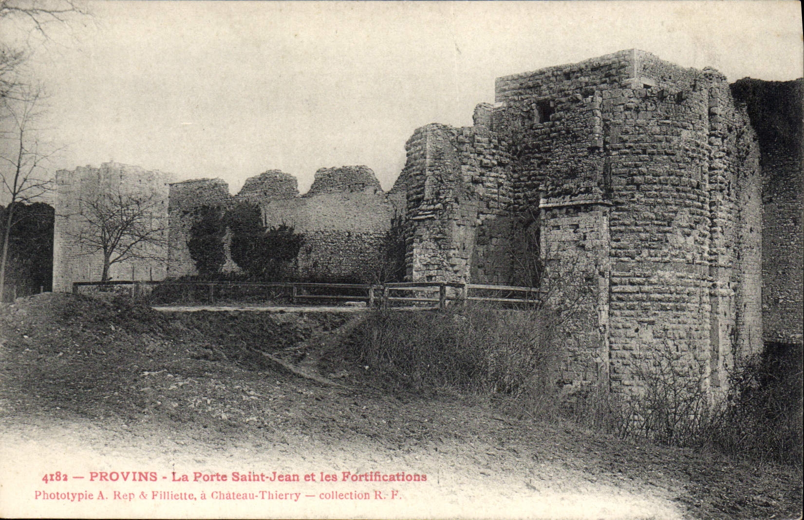 Provins — La Porte Saint-Jean et les Fortifications — Phototypie A. Rep & Filliette, à Château-Thierry — collection R. F.
