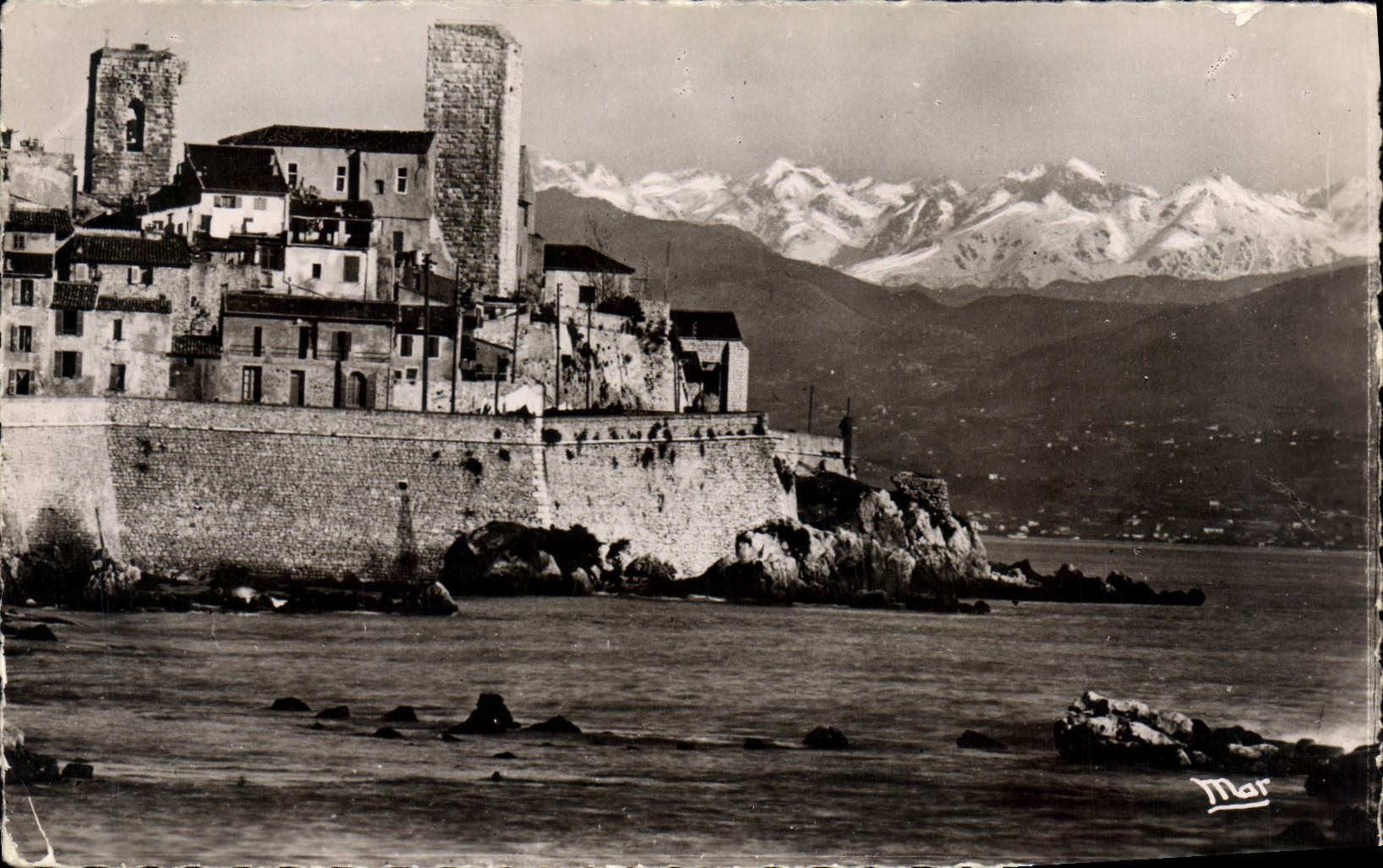 Antibes - Les Remparts et les Alpes — Les Éditions MAF, n°5