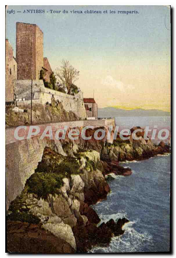 CPA Antibes Tour Du Vieux Chateau Et Les Remparts