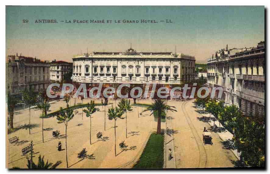 CPA Antibes La Place Masse Et Le Grand Hotel