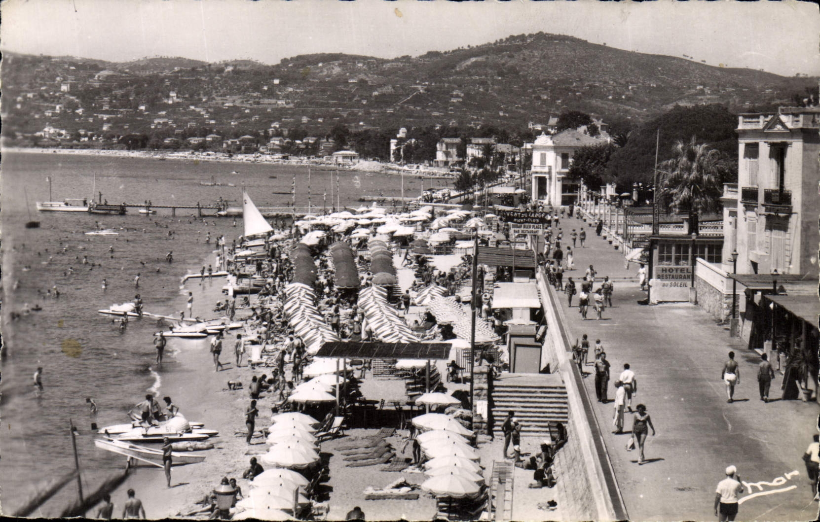 Juan-les-Pins — La Promenade et la Plage — Éditions MAR, Nice
