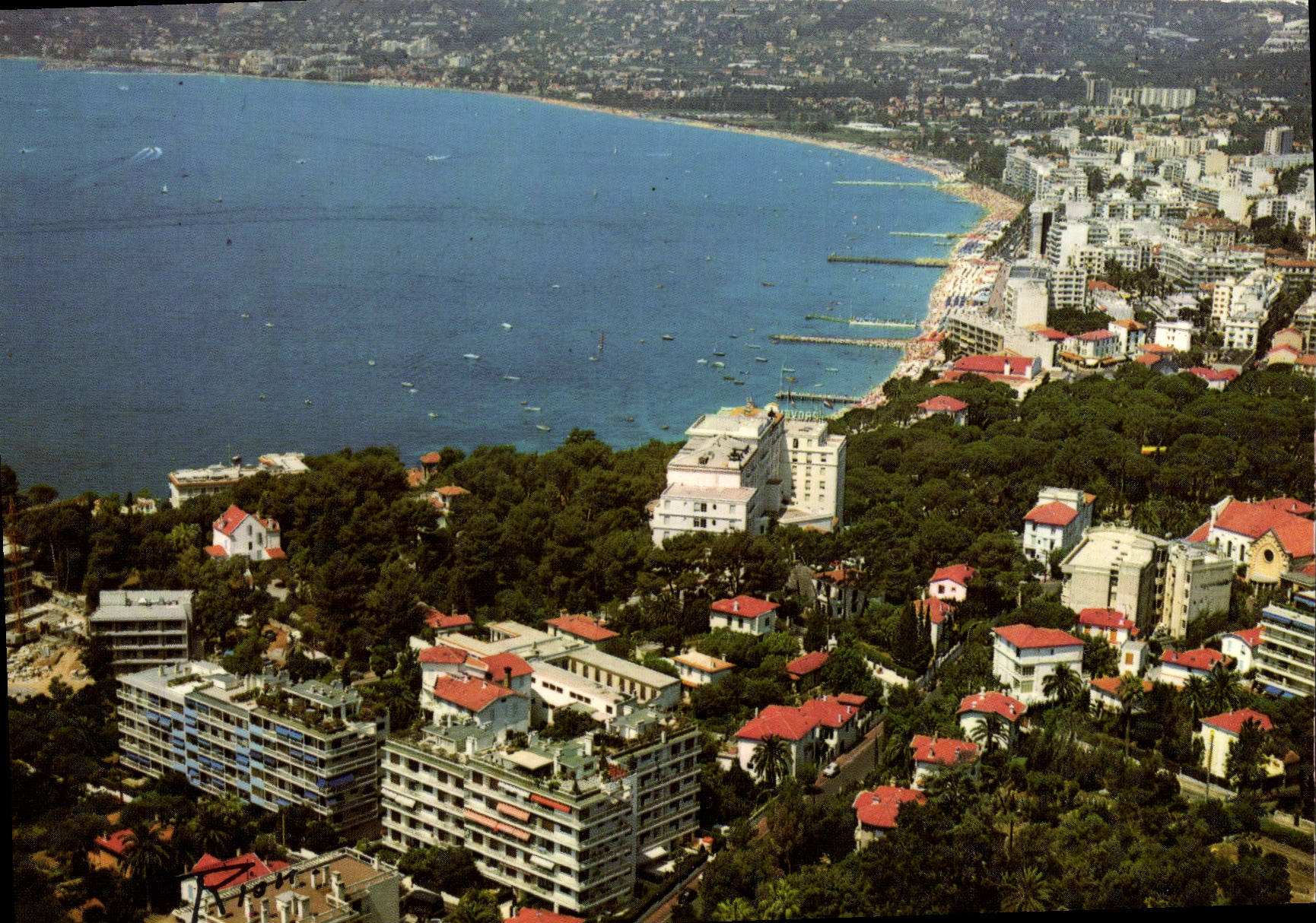 Antibes - Juan-les-Pins — Vue aérienne, au fond Golfe Juan — Éd. A. Rion, n° 9288