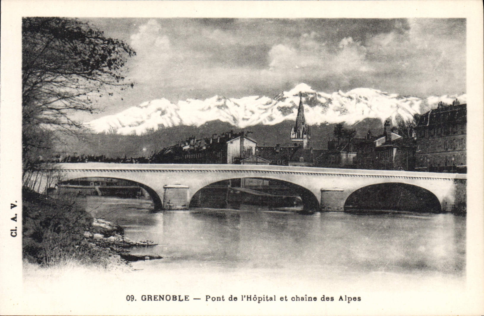 Grenoble — Pont de l'Hôpital et chaîne des Alpes — CL.A.V. n°09