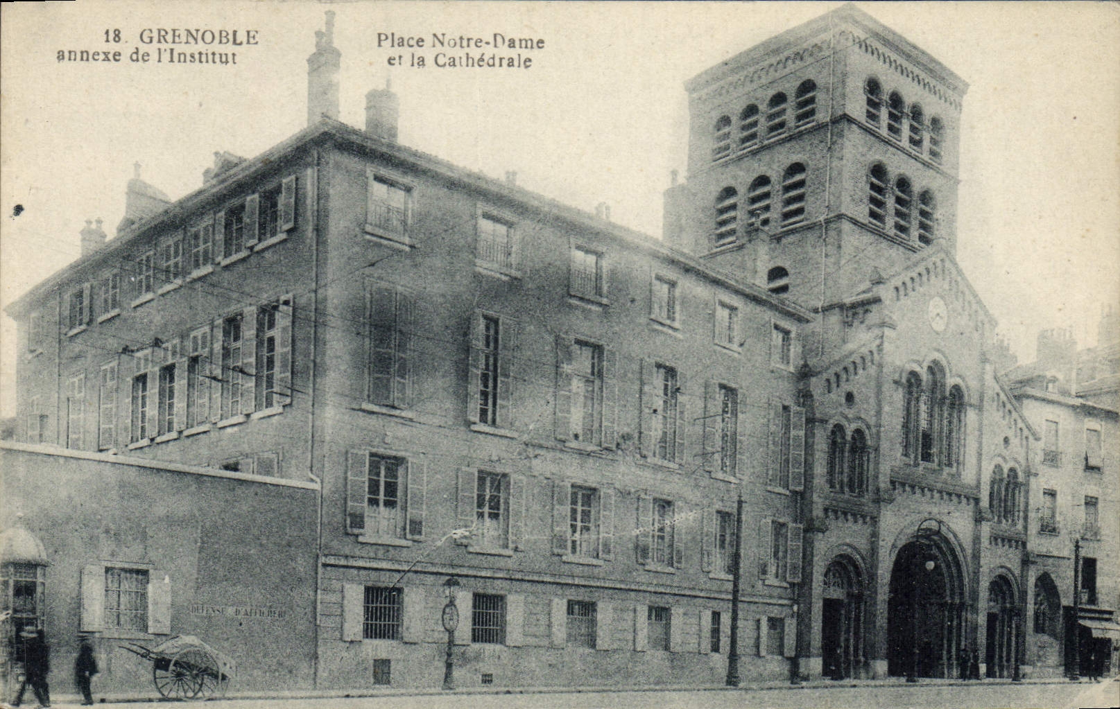 Grenoble — Place Notre-Dame et la Cathédrale, annexe de l'Institut — P. GAUDE, phot.-édit., Grenoble