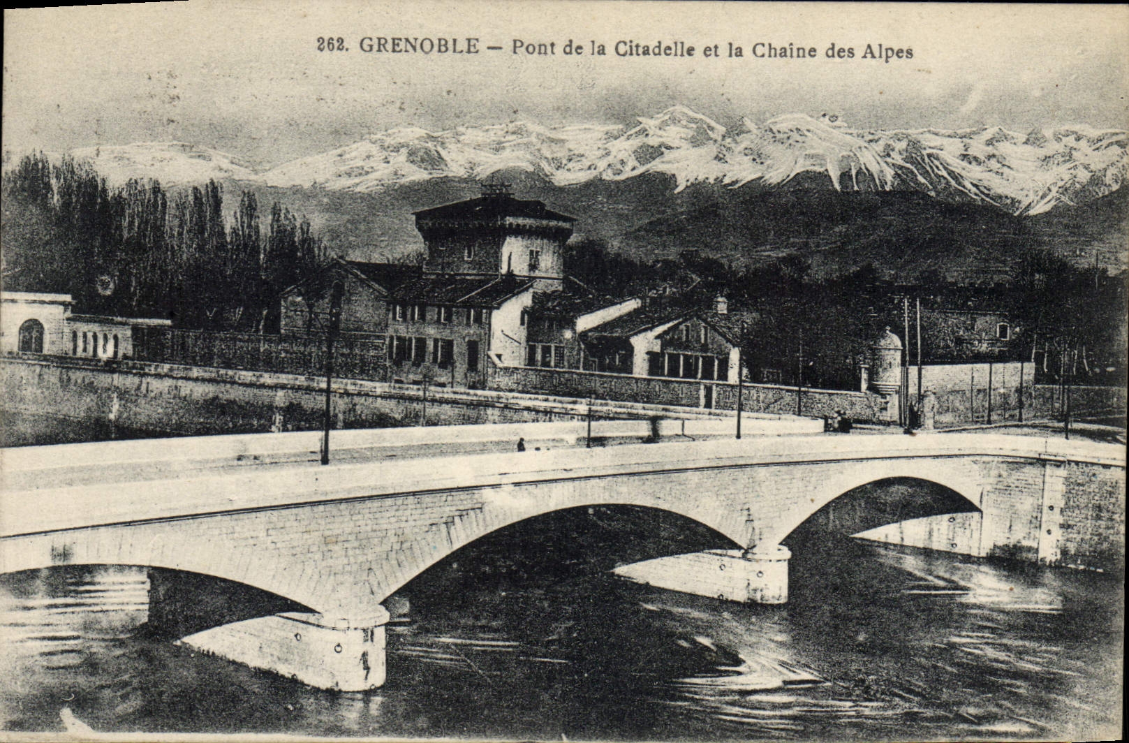 Grenoble — Pont de la Citadelle et la Chaîne des Alpes — P. Gaude, phot.édit.