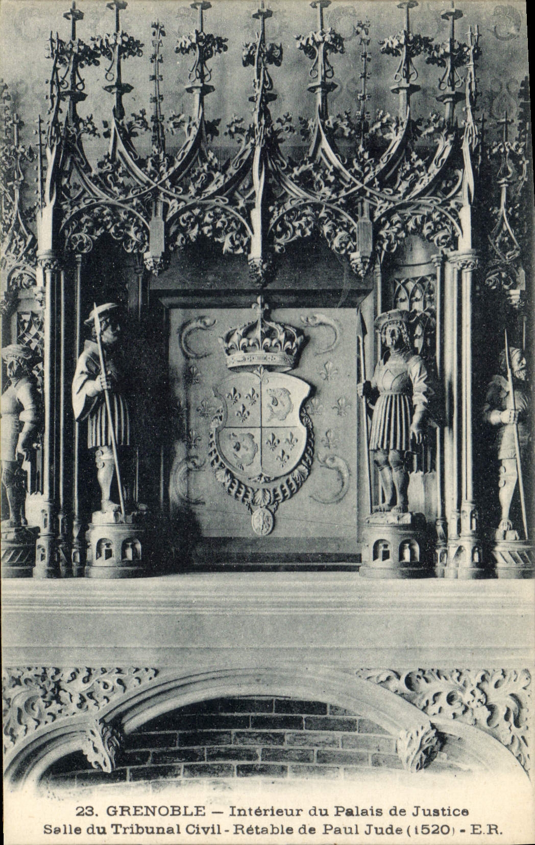 Grenoble — Intérieur du Palais de Justice — Salle du Tribunal Civil — Rétablo de Paul Jude (1520) - E.R.