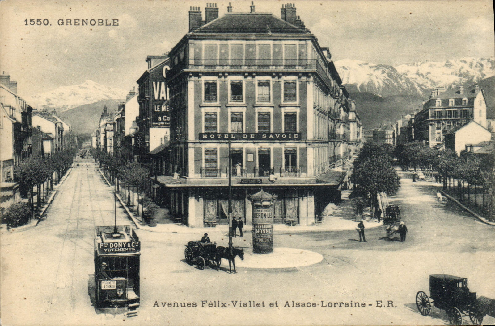 Grenoble — Avenue Félix-Viallet et Alsace-Lorraine — Hôtel de Savoie
