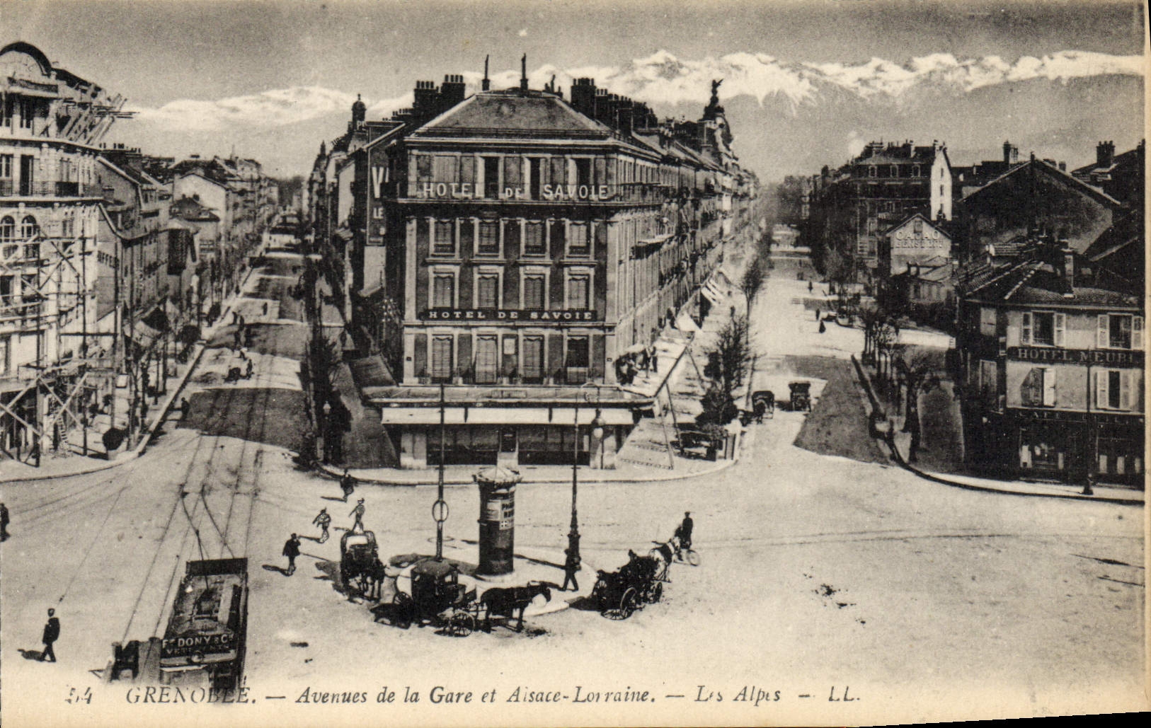 Grenoble — Avenues de la Gare et Alsace-Lorraine — Les Alpes — LL.