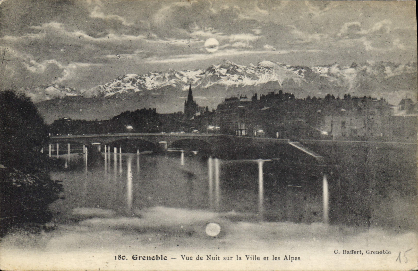 Grenoble — Vue de Nuit sur la Ville et les Alpes — C. Baffert, Grenoble