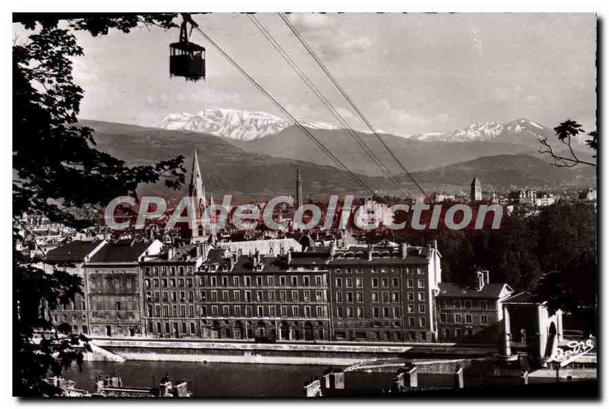 Grenoble — Téléphérique de la Bastille — Au fond, le Taillefer (2861 m.)
