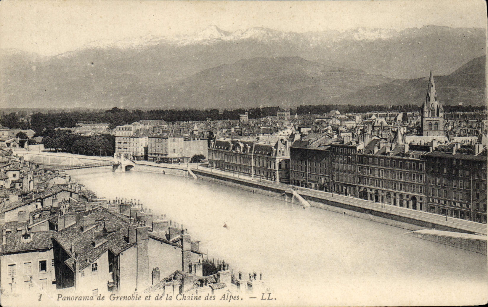 Panorama de Grenoble et de la Chaîne des Alpes — LL.