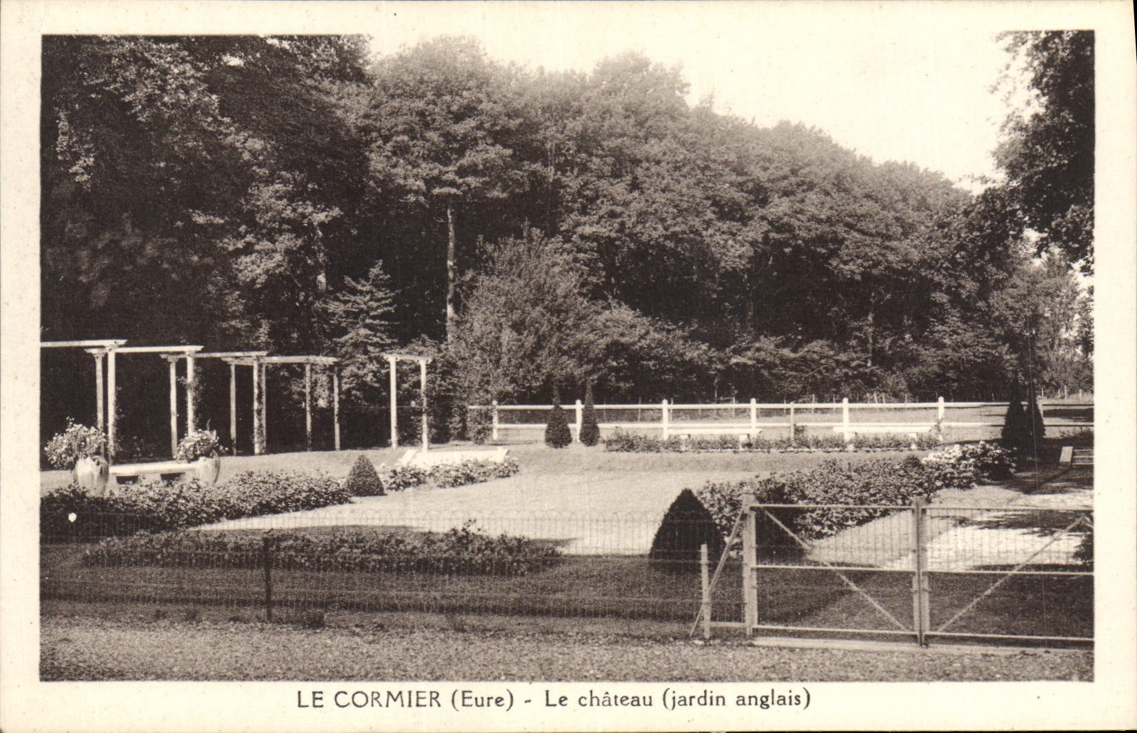 Le Cormier (Eure) - Le château (jardin anglais)