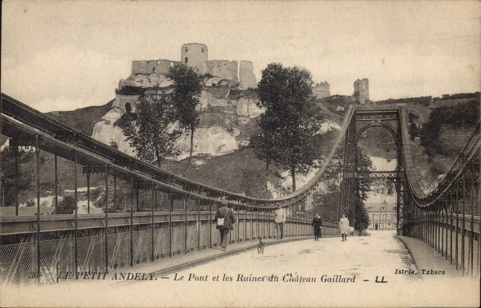 CPA Le Petit Andely Le Pont Et Les Ruines Du Chateau Gaillard