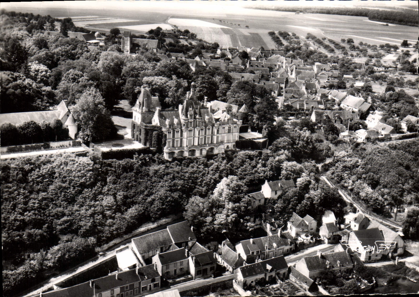 Montigny-le-Gannelon — Vue Générale — Éditions Gaby
