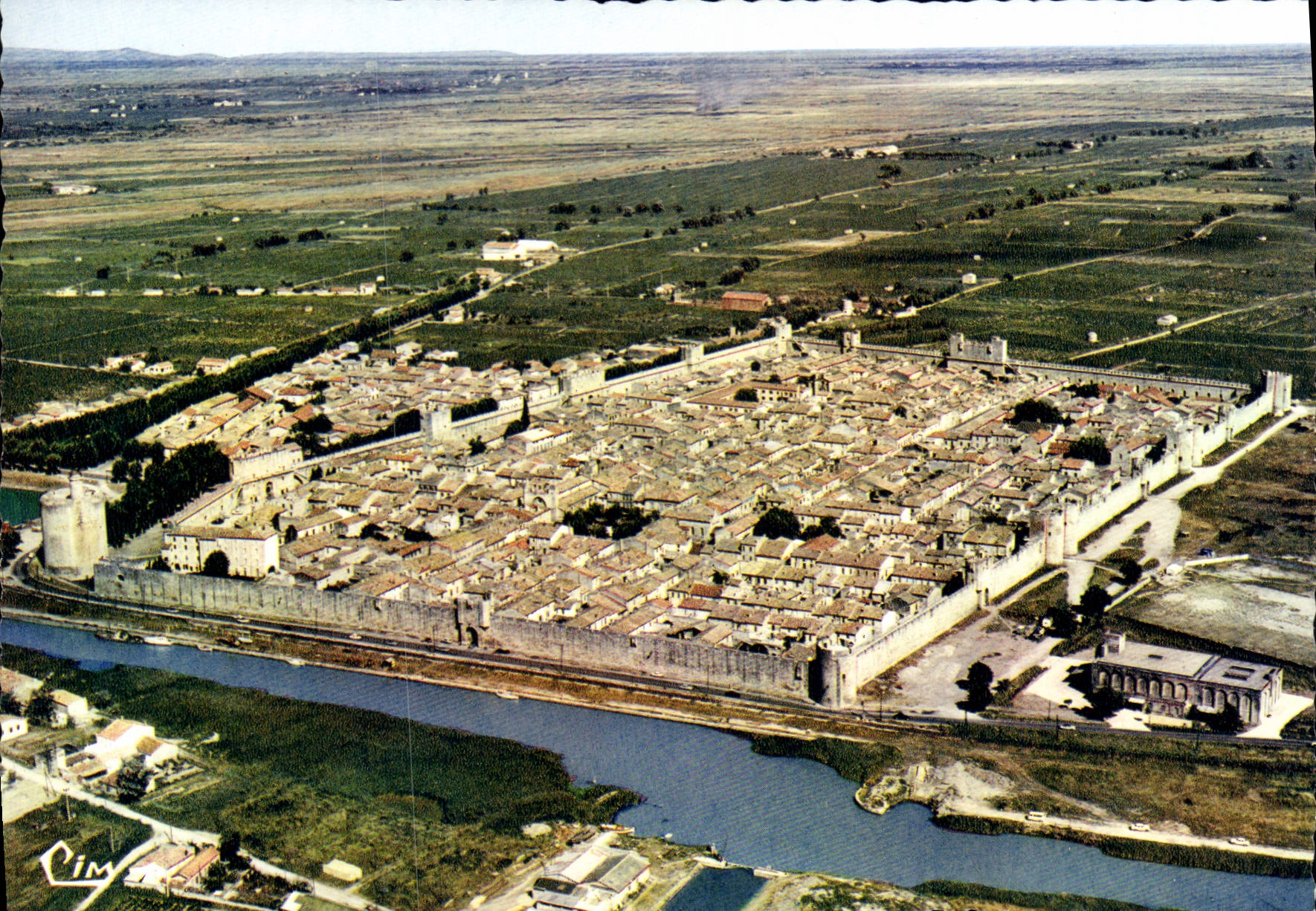 Aigues-Mortes (30. Gard) — Cité Médiévale — CIM