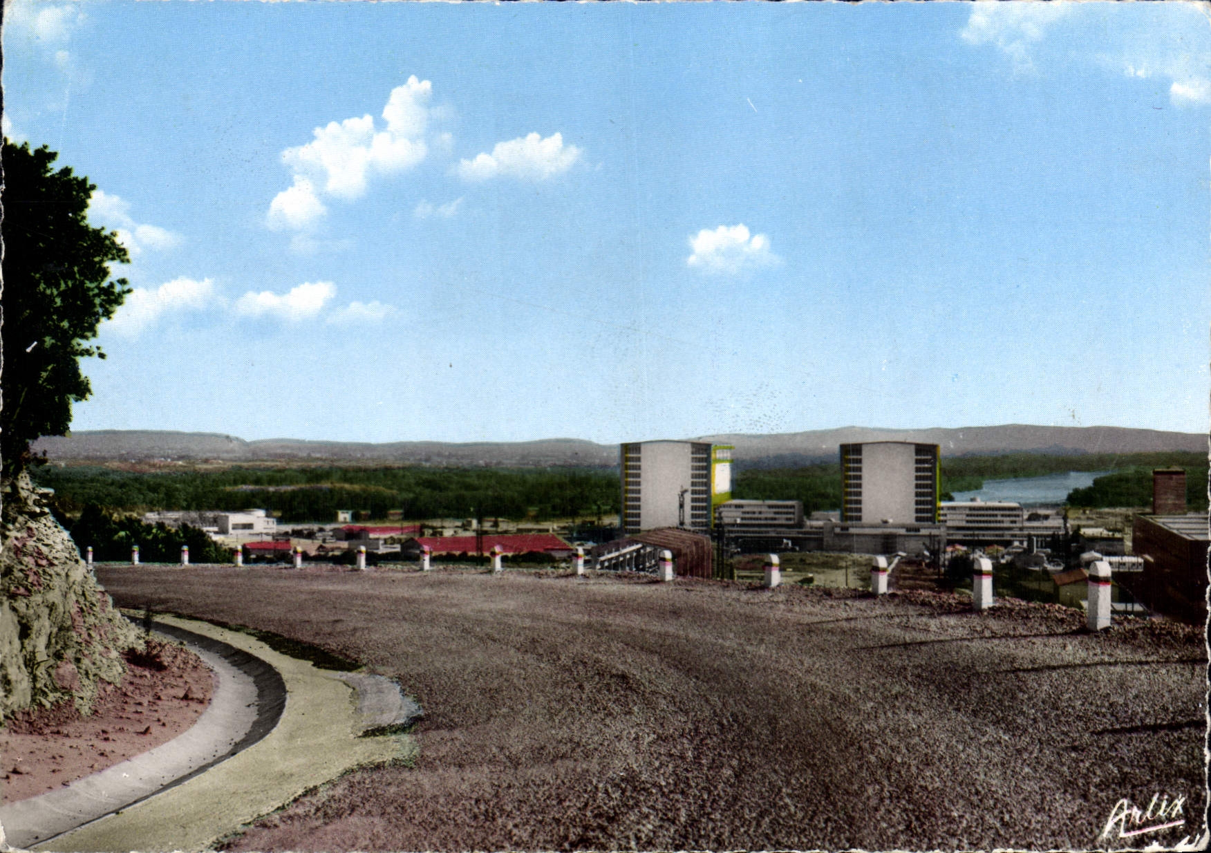 Centre Atomique de Marcoule — Vue générale Piles G.2 - G.3 — Arlix