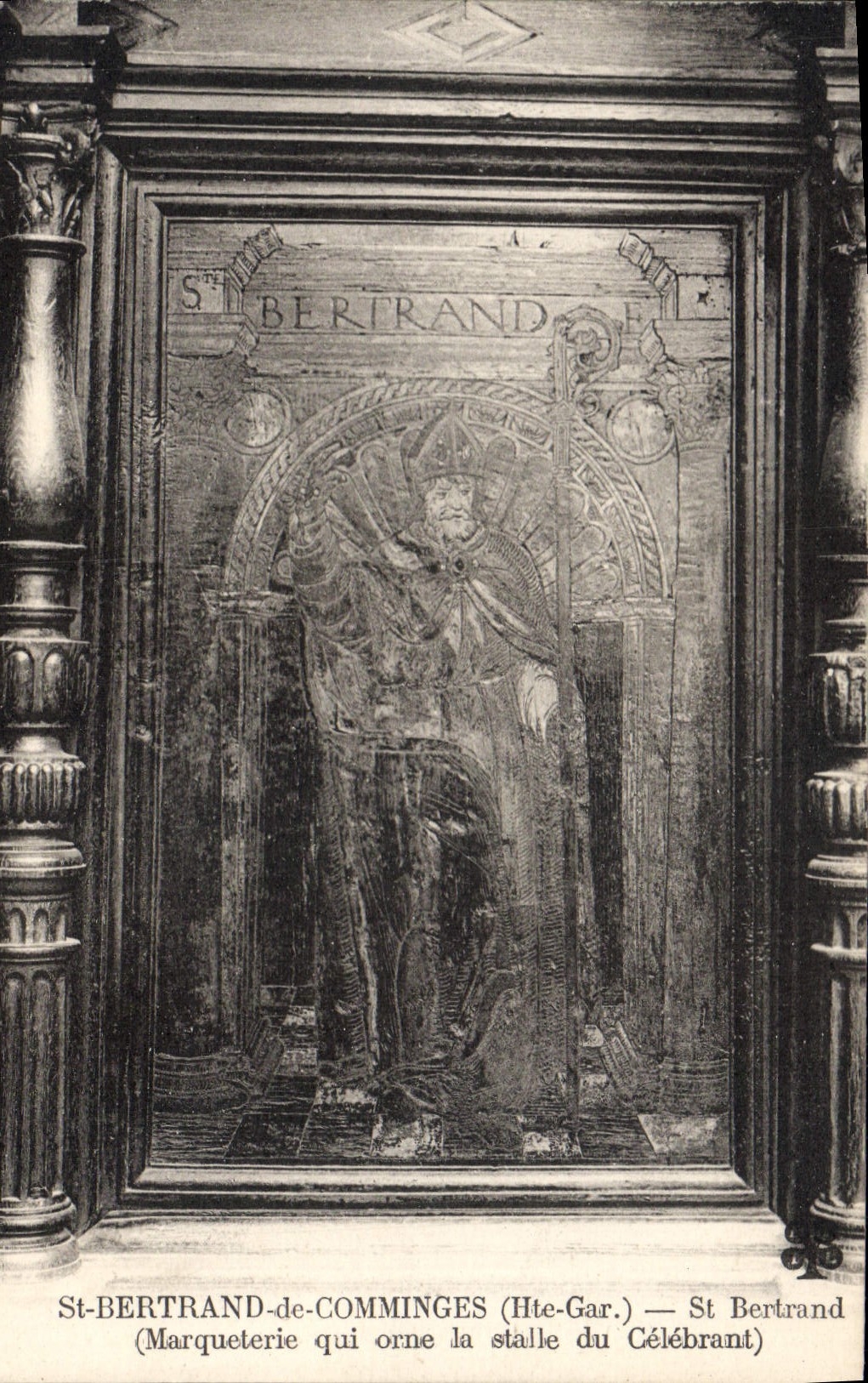 St-Bertrand-de-Comminges (Hte-Gar.) — St Bertrand — Marqueterie ornant la stalle du Célébrant - Recto