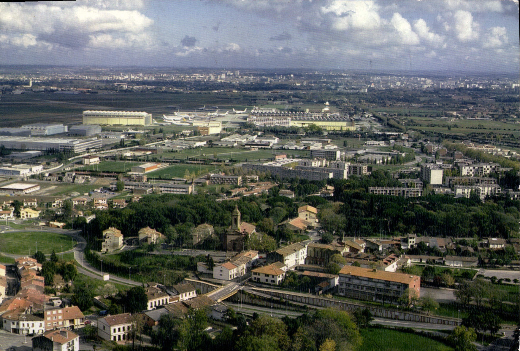 Colomiers — Agglomération Toulousaine, Cité de l'Aéronautique et de l'Espace — Éditions de Larriou