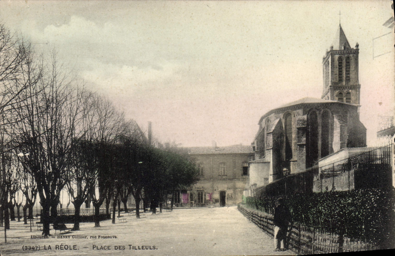 La Réole — Place des Tilleuls — Henry Guillier, rue Fonneuve