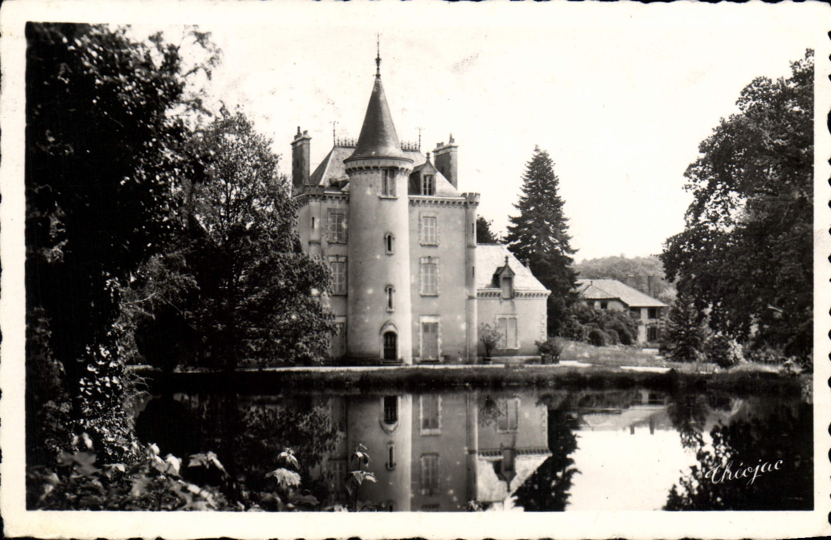 Château de Poinsouze — Environs de Boussac (Creuse) — Éditions Modernes Théouac