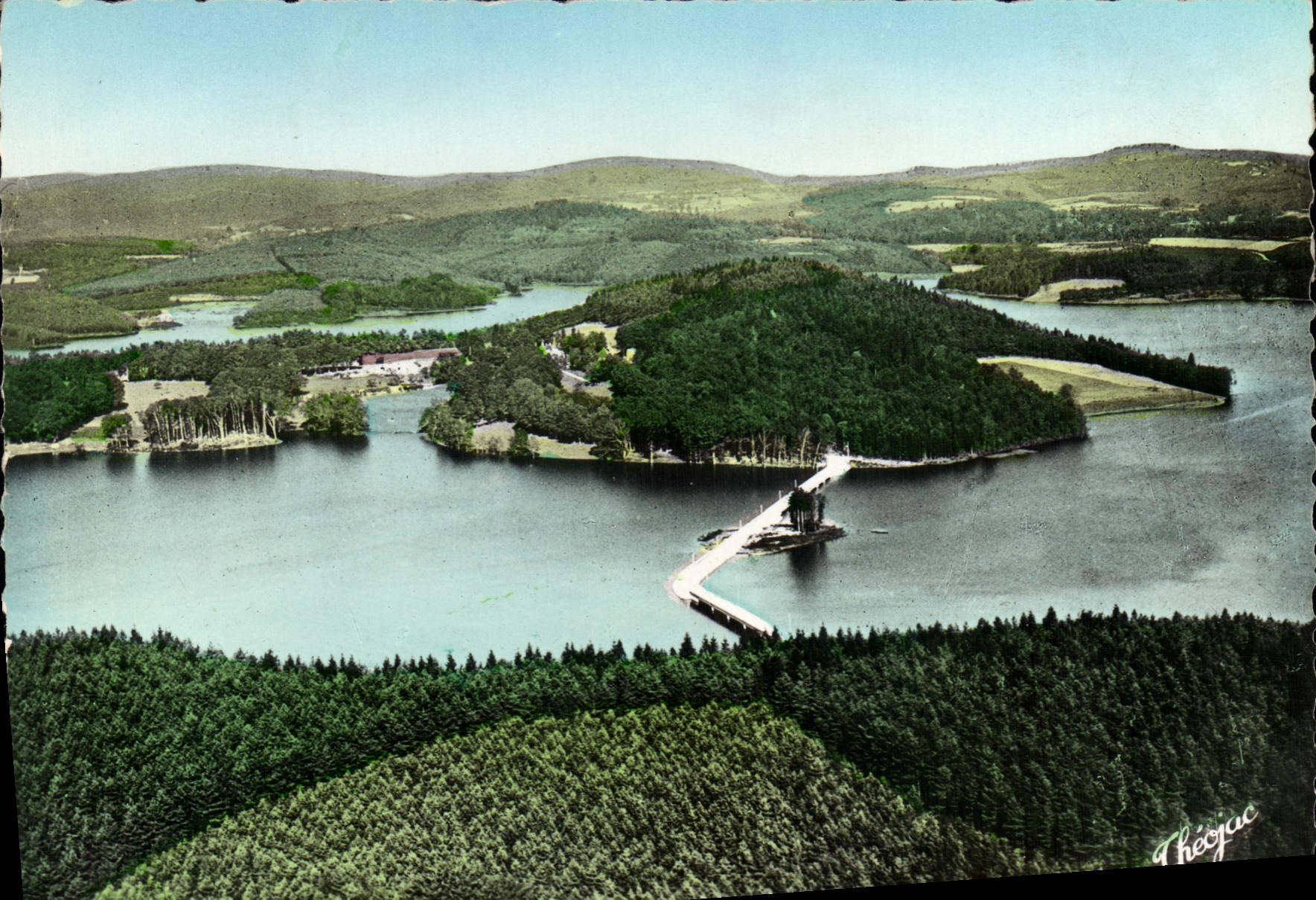 Barrage de Vassivières — Entre Peyrat-le-Château et Royère (Haute-Vienne) — Éd. Le Cigogne, André Laconte