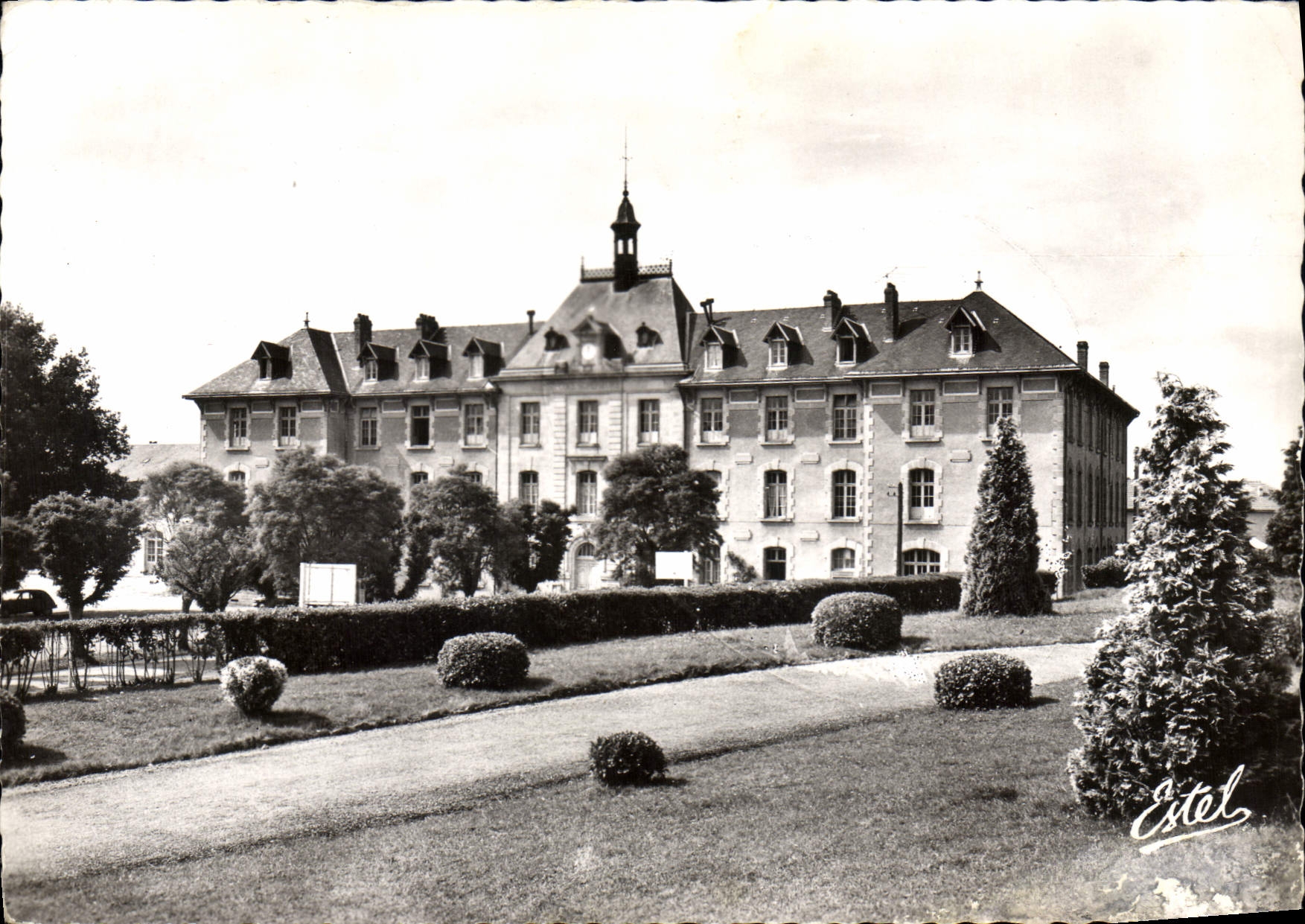 Bourgnaneuf (Creuse) — Le Lycée — Éditeur Estel, n° 190