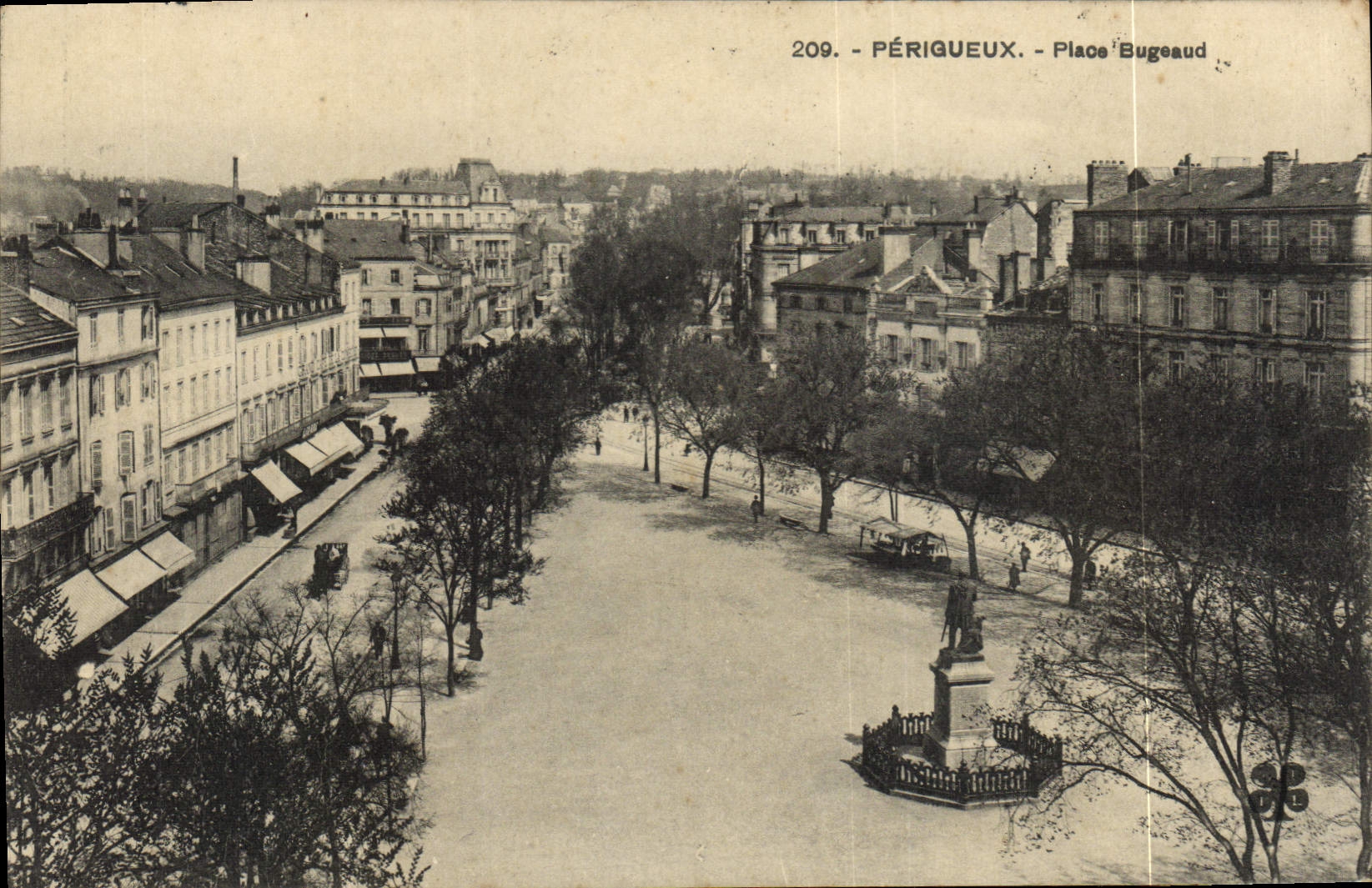 Périgueux — Place Bugeaud — anonymer Verleger, Nr. 209