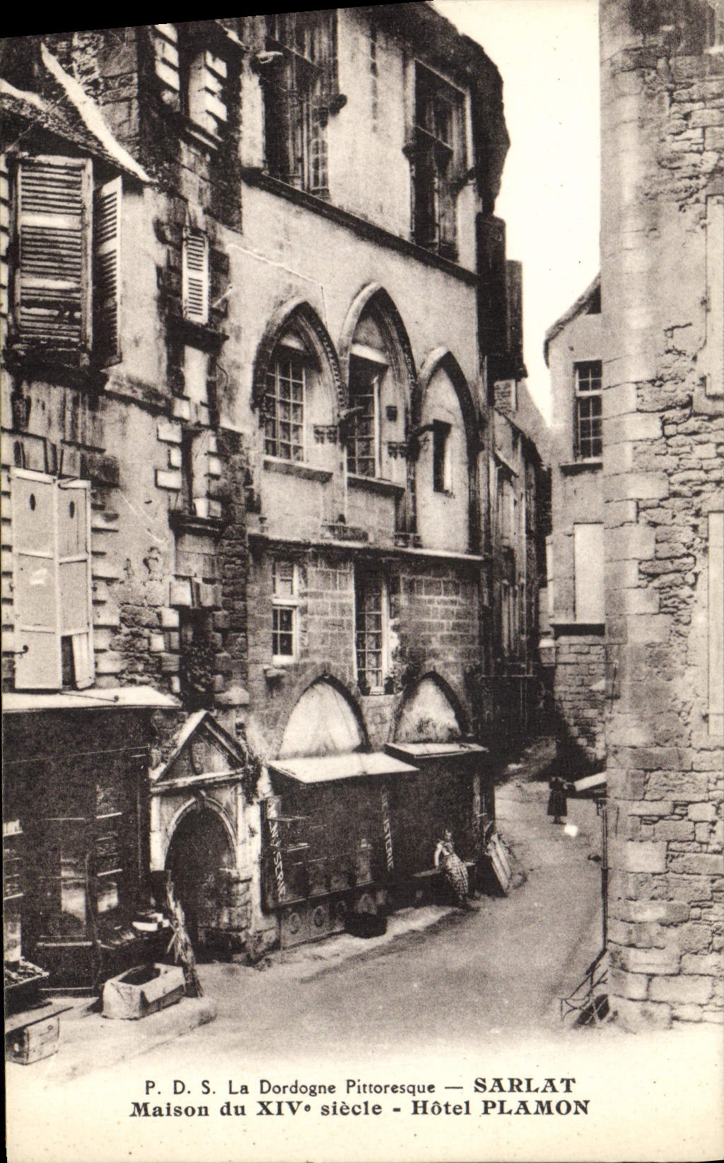 Maison du XIVe siècle — Sarlat — Hôtel PLAMON