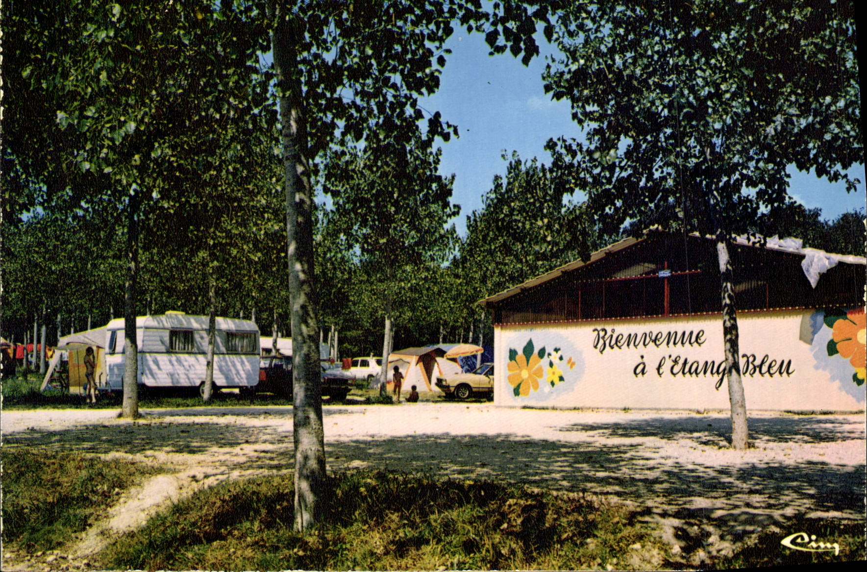 CPSM Vieux Mareuil L'Etang Bleu Le Camping Et Les Sanitaires