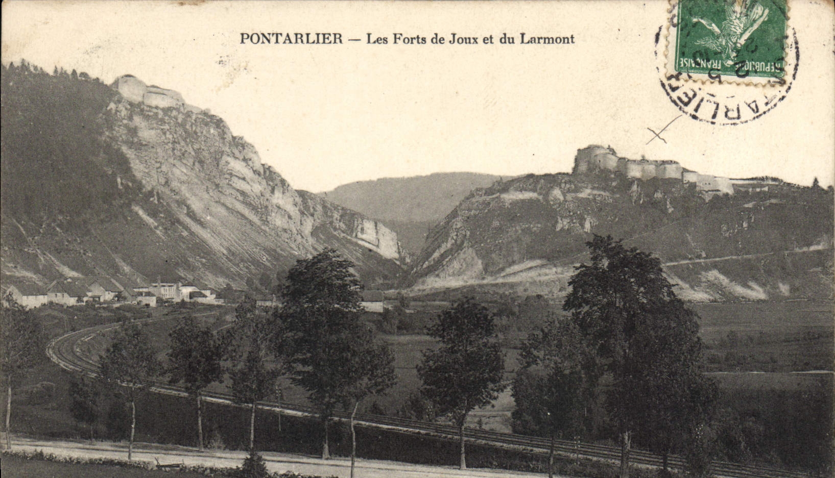 CPA Pontarlier Les Forts De Joux Et Du Larmont
