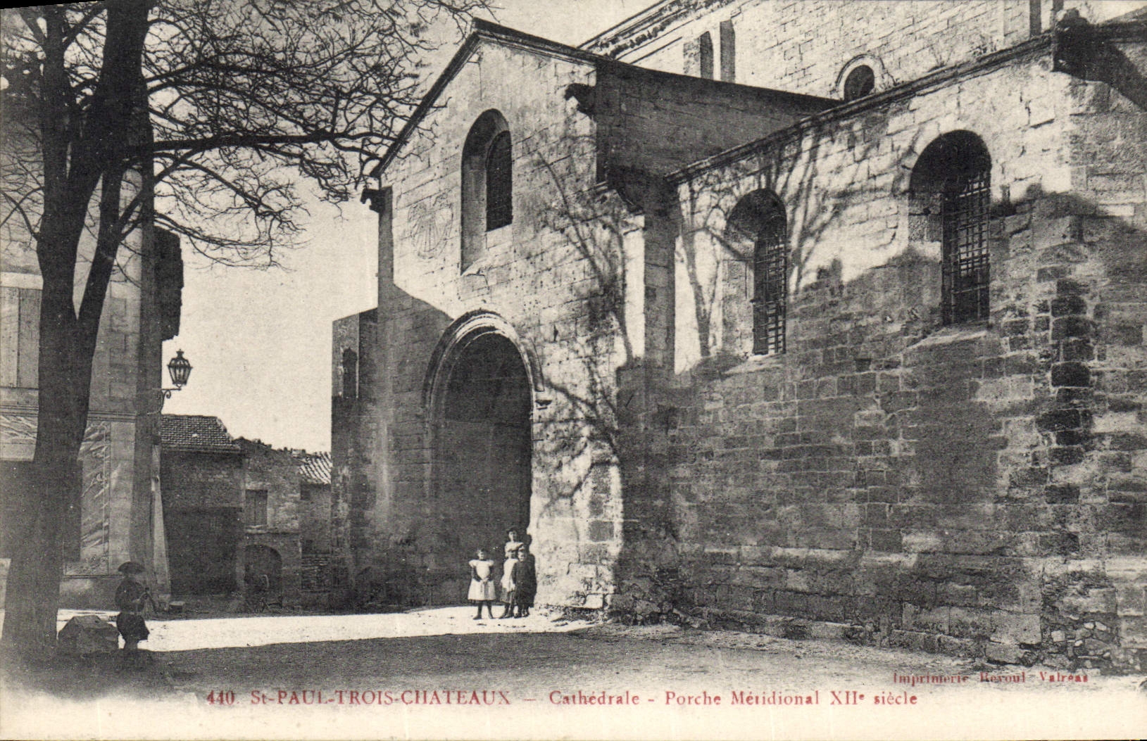 St-PAUL-TROIS-CHATEAUX — Cathédrale — Porche Méridional XIIe siècle — Imprimerie Royoul Valreas