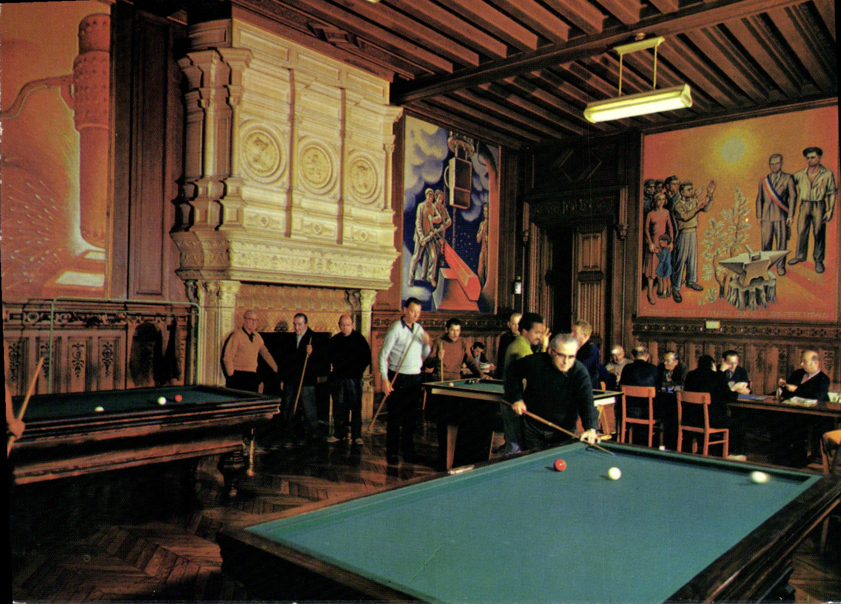 La Salle de Jeux — Ambroise Croizat — Vouziers (Cher)