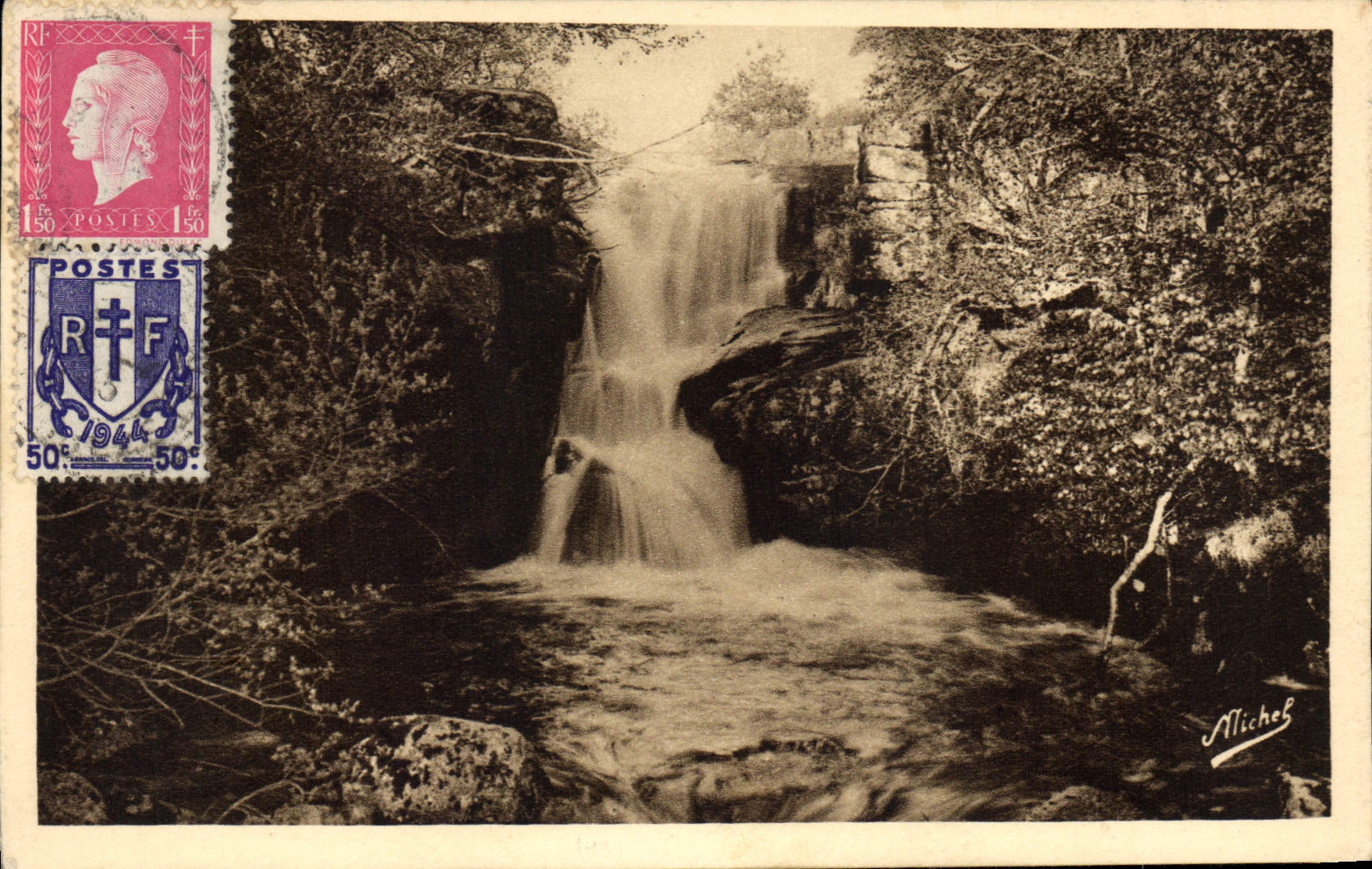 Cascade de la Feyrolle — St-Yrieix-le-Déjalat — Éditions Héliogravure d'Art Michel
