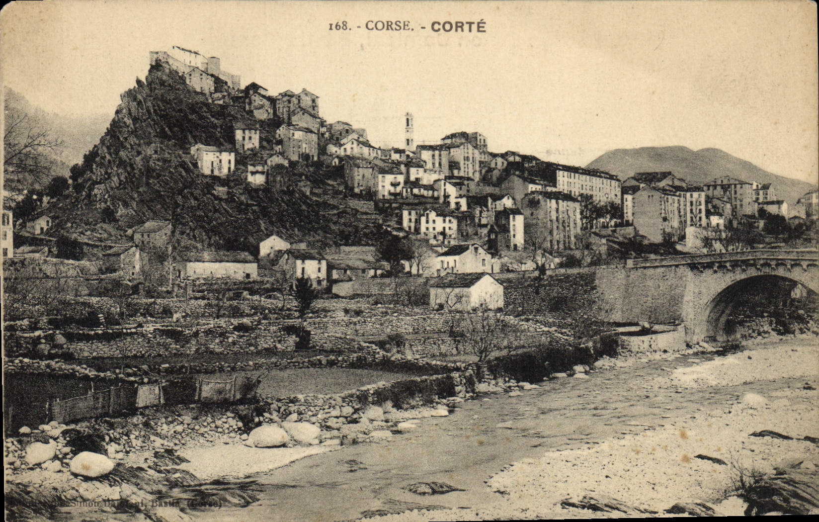 Corte - Corse — vue du village et du pont sur le fleuve — éditeur Simon Damiani, Bastia, n° 168 - Anverso