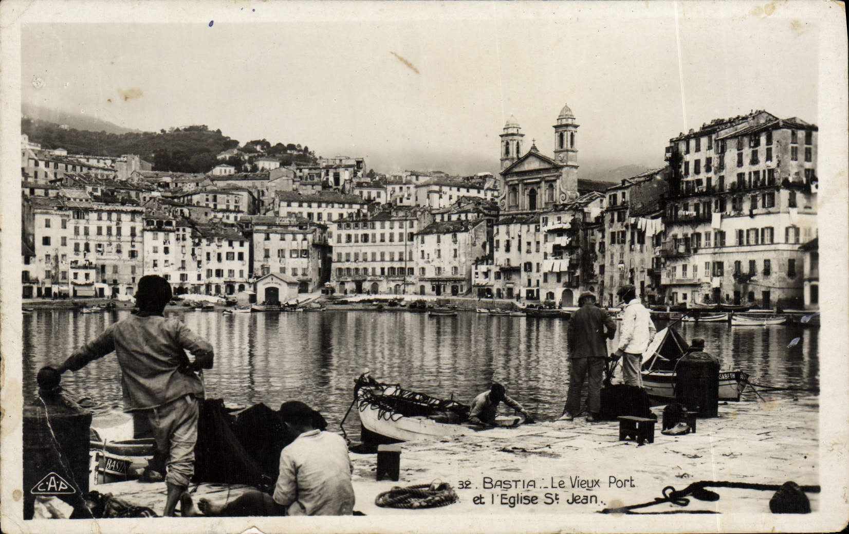 CPA Bastia Le Vieux Port Et I'Eglise St Jean