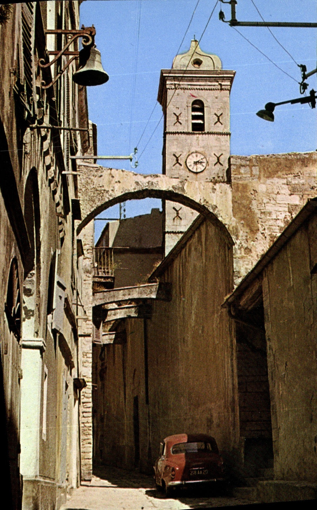 Bonifacio — Vieille Rue de la Haute Ville — éditeur Kalliste, n°417
