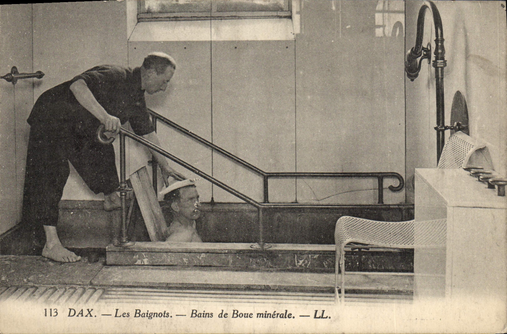 CPA Dax Les Baignois Bains de Boue Minerale 