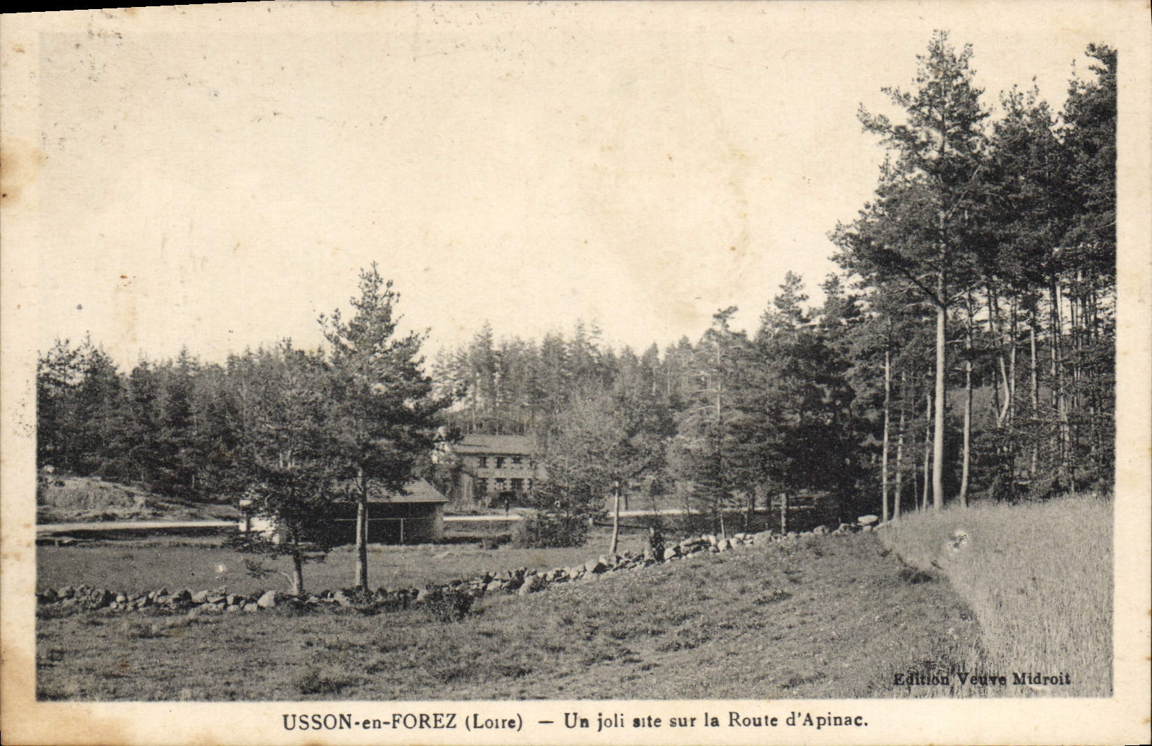 USSON-en-FOREZ (Loire) — Un joli site sur la Route d'Apinac — Édition Veuve Midroit