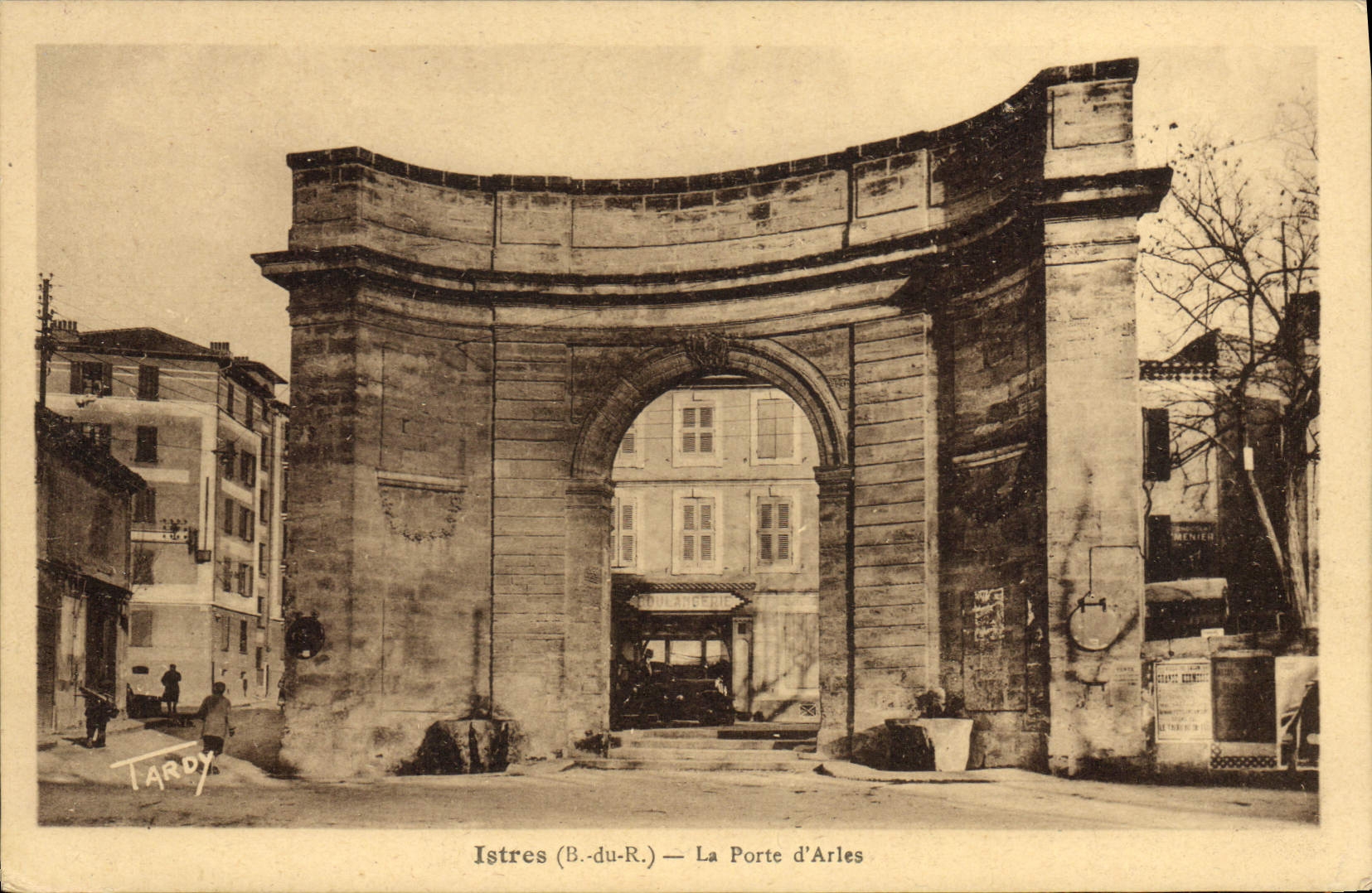 CPA Istres B du R La Porte d'Arles 