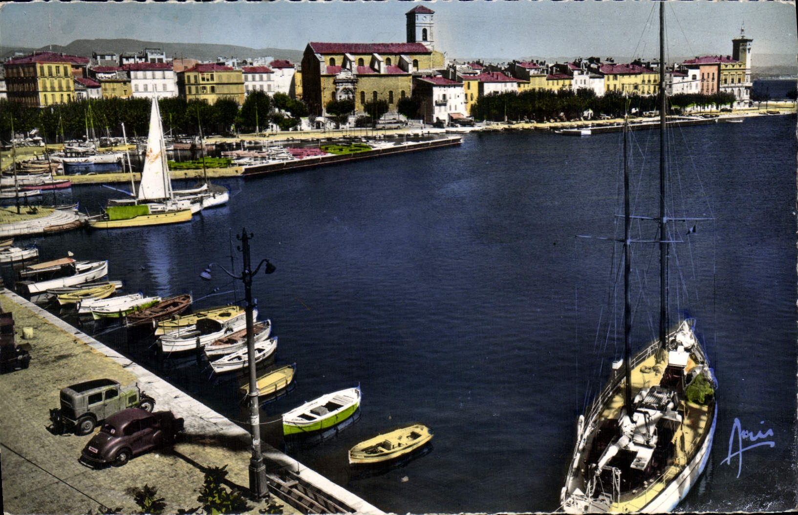 La Ciotat — Vue générale — Le Port — éditeur A. A. S. n°1201