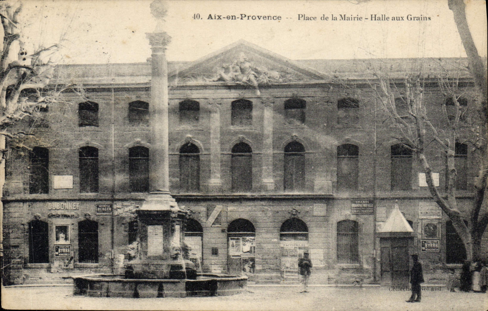 Aix-en-Provence — Place de la Mairie - Halle aux Grains — éditeur Dubonnet, n°40