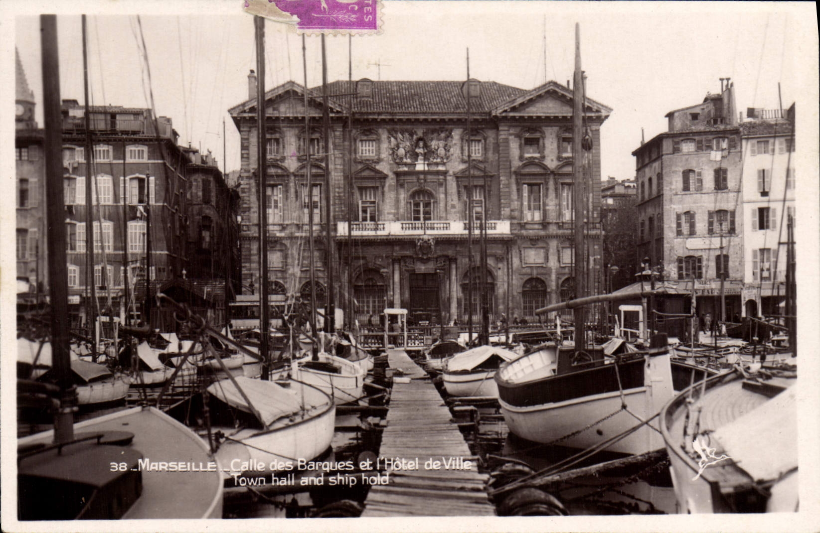 CPA Marseille Calle des Barques et l'Hotel de Ville Town Hall and Ship Hold 