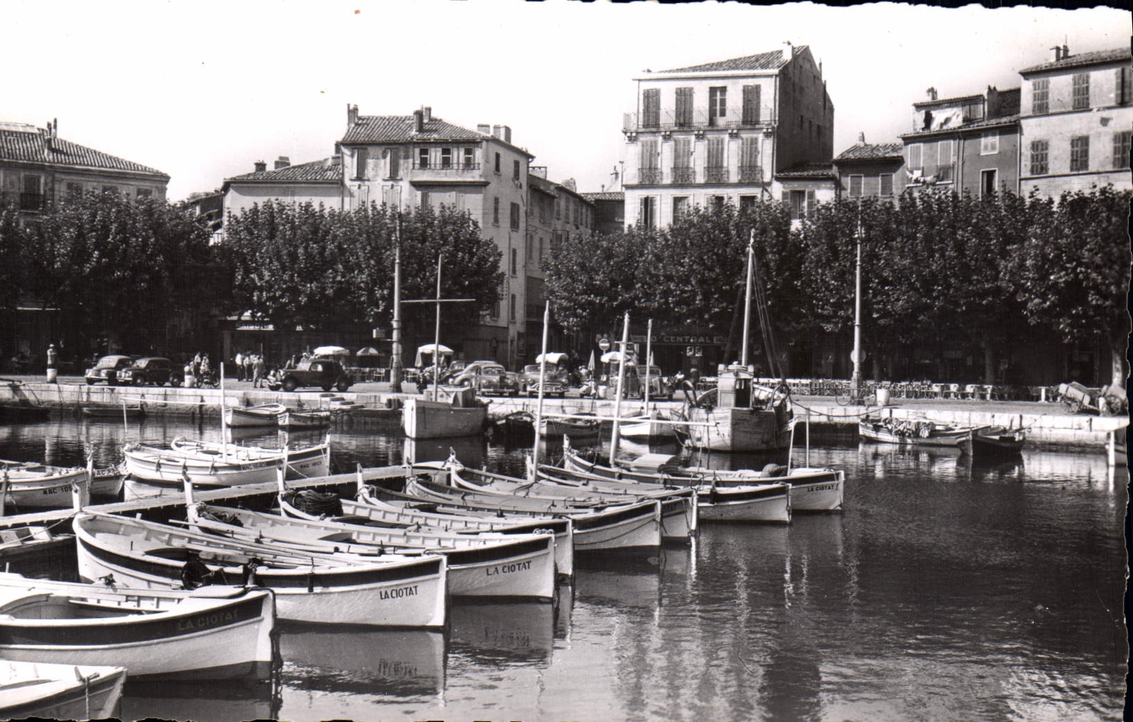 La Ciotat — Un coin du Port — Éditions Images de Chez Nous