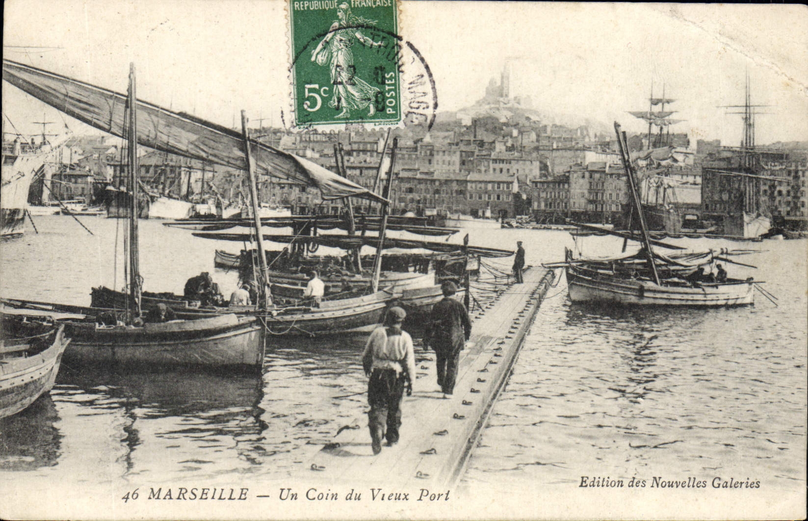 MARSEILLE — Un Coin du Vieux Port — Edition des Nouvelles Galeries