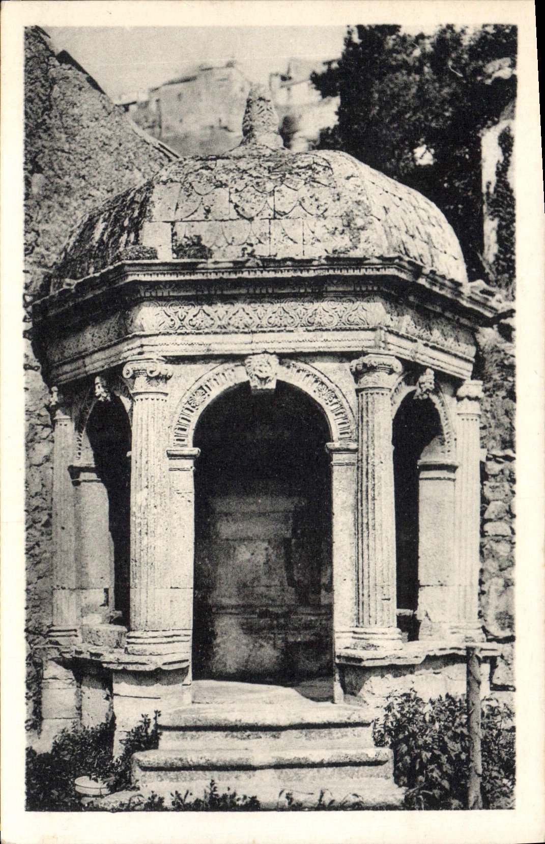 Les Baux — Pavillon de la Reine Jeanne — Rendez-vous d'Amour des Princes des Baux