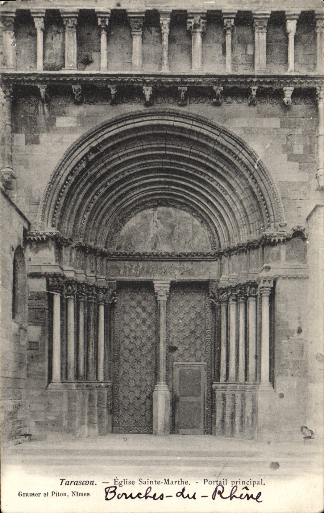 Tarascon — Église Sainte-Marthe — Portail principal — Granier et Piton, Nîmes